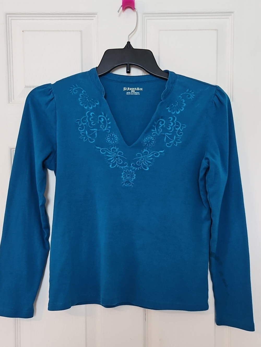 St. John's Bay Teal V-Neck Long-Sleeve Embroidered Top